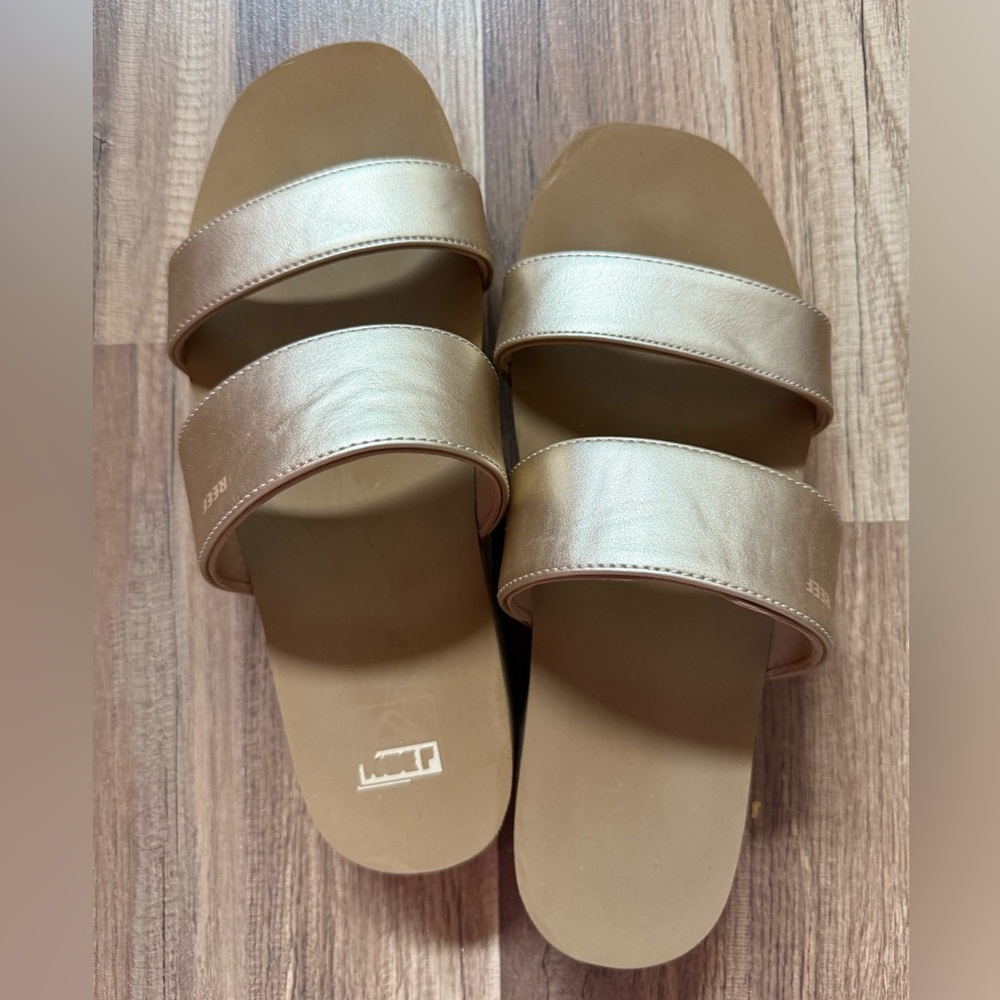 Reef Women's Sandals with Shimmering Gold Straps